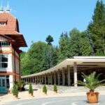 Do Luhačovic za historickými motocykly a kouzlem modrotisku