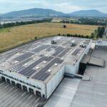 Radegast spustil obří fotovoltaiku velikosti šesti hokejových hřišť. Zajistí veškerou energii pro centrální sklad pivovaru